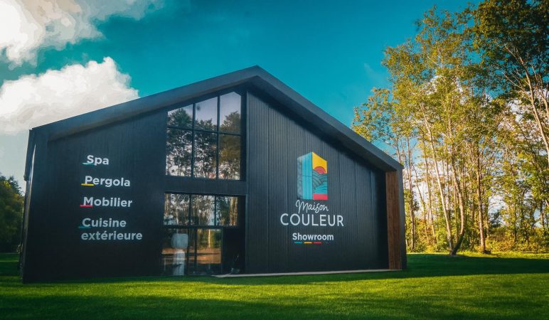 Avant : Showroom Maison Couleur