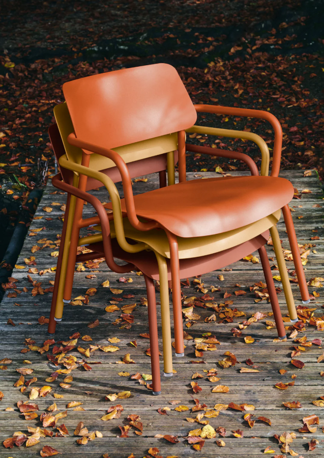 Ensemble de chaises à accoudoirs Fermob, modèle Studie